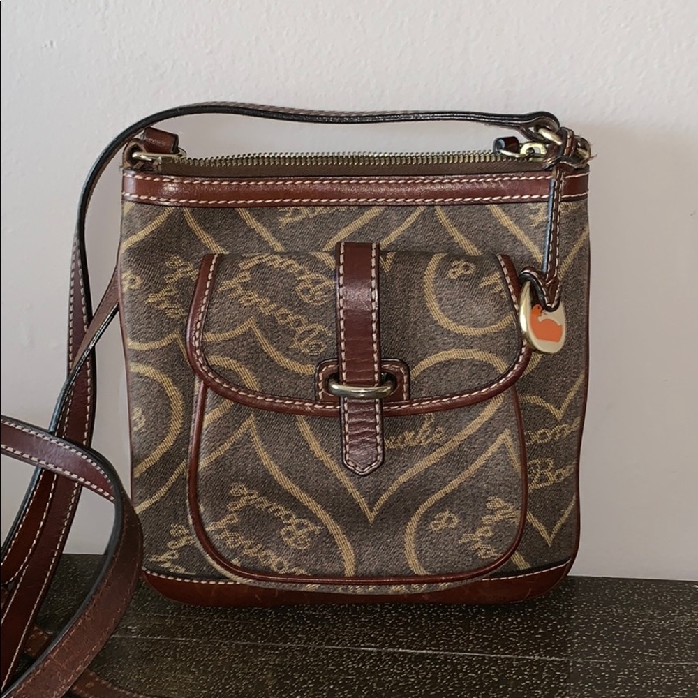 DOONEY & BOURKE classic crossbody